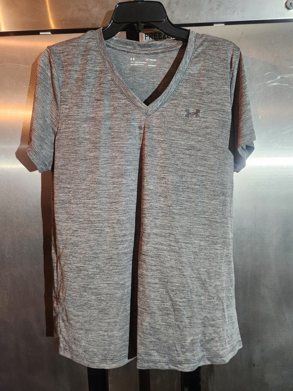 Under Armour HeatGear Loose Fit V-Neck T-Shirt Heather Gray Size XL